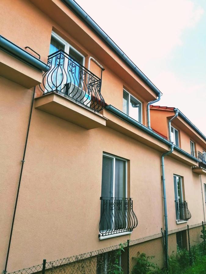 Apartmany Pri Auparku Пиещани Екстериор снимка