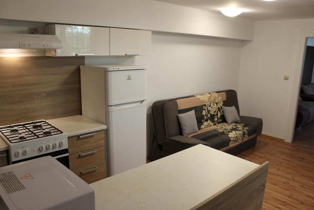 Apartmany Pri Auparku Пиещани Екстериор снимка